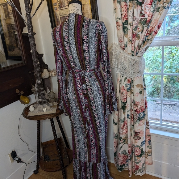 Bohemian Multicolor Maxi Dress - Picture 8 of 16